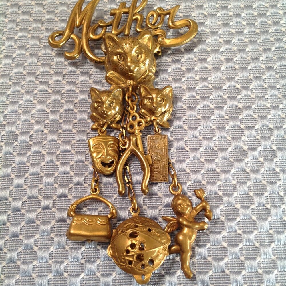 Vtg JJ Jonette Jewelry Mother Who Does it All Cat Chatelaine Charm Dangle Brooch